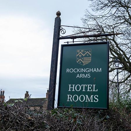 Wentworth  Rockingham Arms By Greene King Inns מראה חיצוני תמונה
