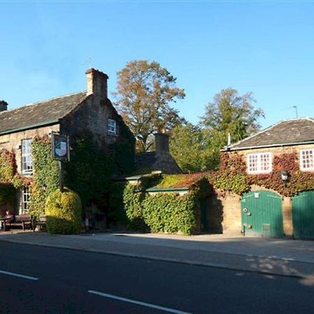 Wentworth  Rockingham Arms By Greene King Inns מראה חיצוני תמונה