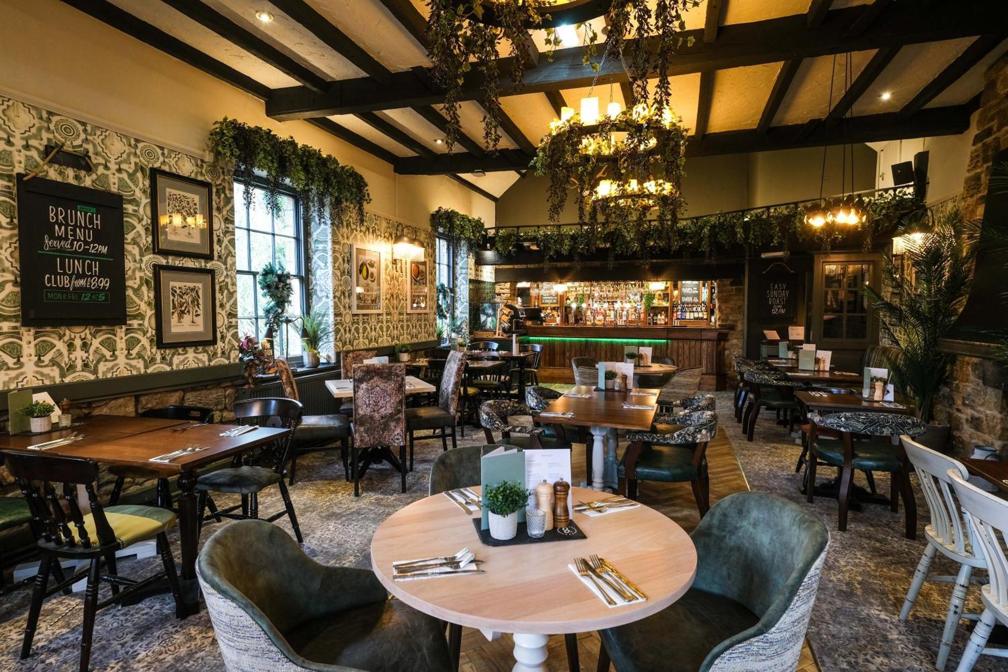 Wentworth  Rockingham Arms By Greene King Inns מראה חיצוני תמונה