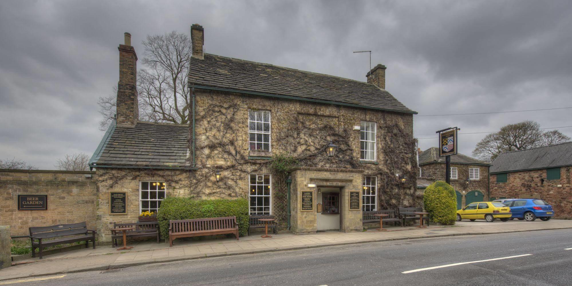 Wentworth  Rockingham Arms By Greene King Inns מראה חיצוני תמונה